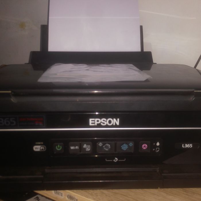 Service printer Epson L365 masalah printer EPSON L365, berbunyi kasar