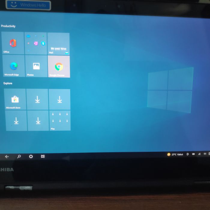 Service laptop toshiba Satellite Radius 12 P25W-C2304-4K masalah , halo. Kondisi laptop saat ini : Mati total, Engsel bermasalah, Umur pakai 6 tahun