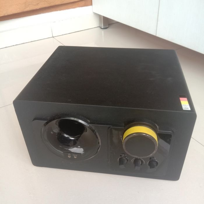 Service subwoofer Thonet Vander Grub masalah Subwoofer mati total