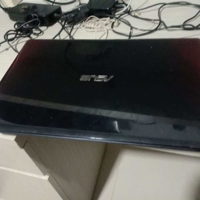 Service laptop asus x550 iu masalah stuck boot screen. Kondisi laptop saat ini :  Tidak bisa masuk OS,