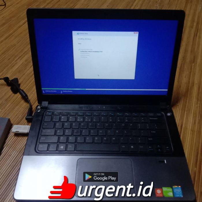 Service laptop Dell Vostro 5470 masalah Laptop stuck tidak mau masuk windows. Kondisi laptop saat ini :  Mentok di BIOS,