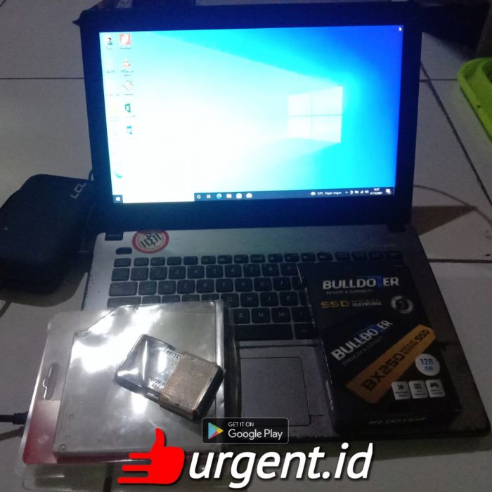 Service laptop asus no seri 32736/sdpp/2013 3965, notebook asus masalah sering hidup mati sendiri, jika di tekan spasi atau tombol di keyboard hidup kembali, untuk usia laptop kurang lebih 10 tahun, merk asus