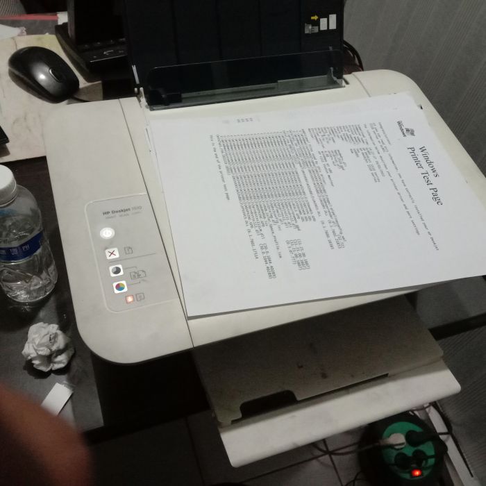 Service printer HP Deskjet 1510 Hp deskjet1510 masalah Tdk mau ngeprint . Setiap ngeprint tiba2 berhenti  Kertas macet (paper jam)