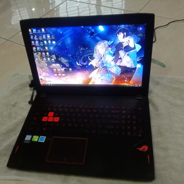 Service laptop asus ASUS ROG GL502VMK masalah Laptop Cepat Panas (Overheat) . Cleaning dan Ganti Pasta Pendingin. Kondisi laptop saat ini :  Umur pakai 5 tahun