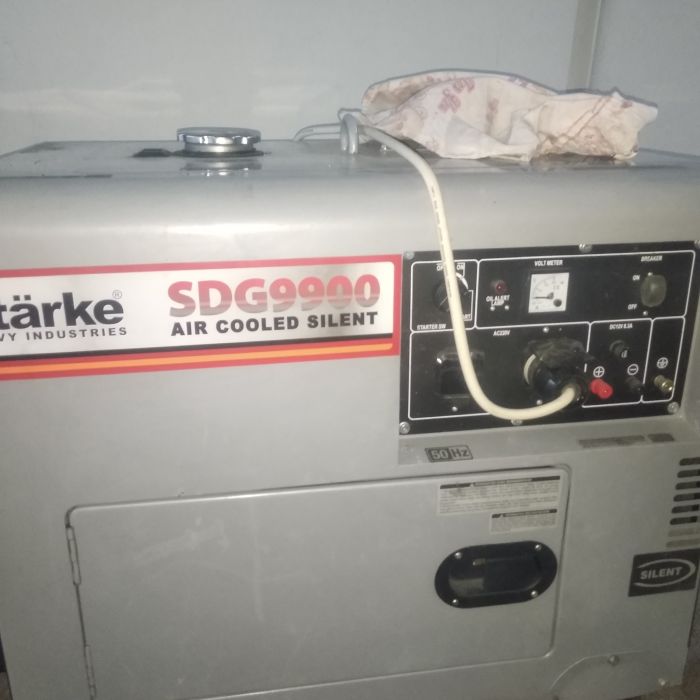 Service genset - - masalah , Tidak bs menyala, aki-nya rusak sepertinya