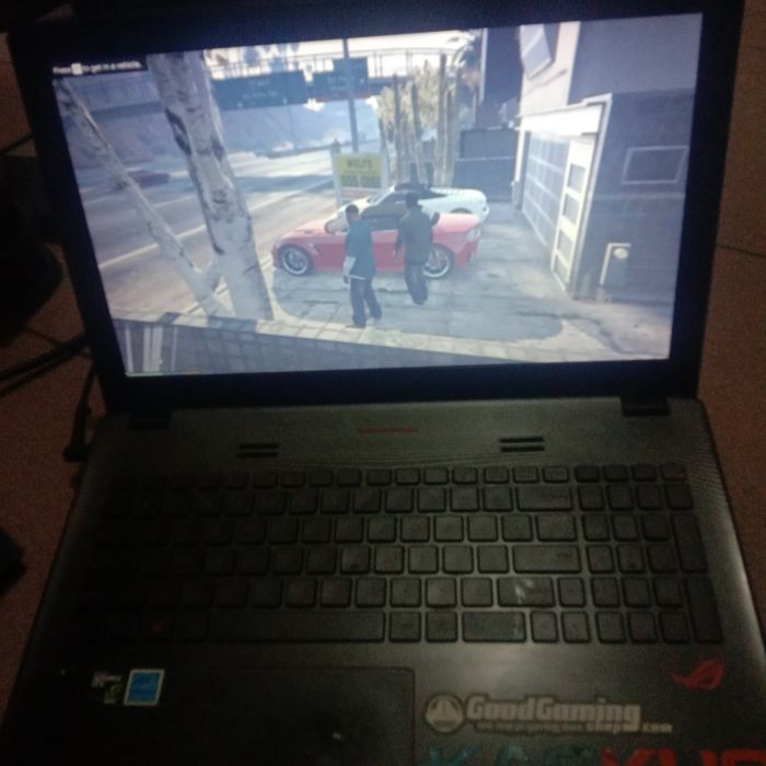 Service laptop asus Gl552jx masalah Mati total kena air. Kondisi laptop saat ini :  Mati total, Pernah kena air, Umur pakai 7 tahun