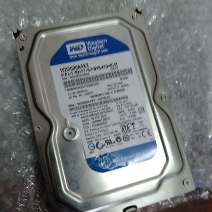 Service harddisk WD WD5000AAKX 500 GB masalah HDD berbunyi dan tidak dapat detect BIOS. 500 GB. Kondisi harddisk : Tidak Terdetek di Laptop PC. Tidak tahu pernah dibongkar atau belum karena dipakai orang lain. Butuh data, harddisk bersedia dibongkar, harddisk jadi rusak atau tidak terdetek tidak