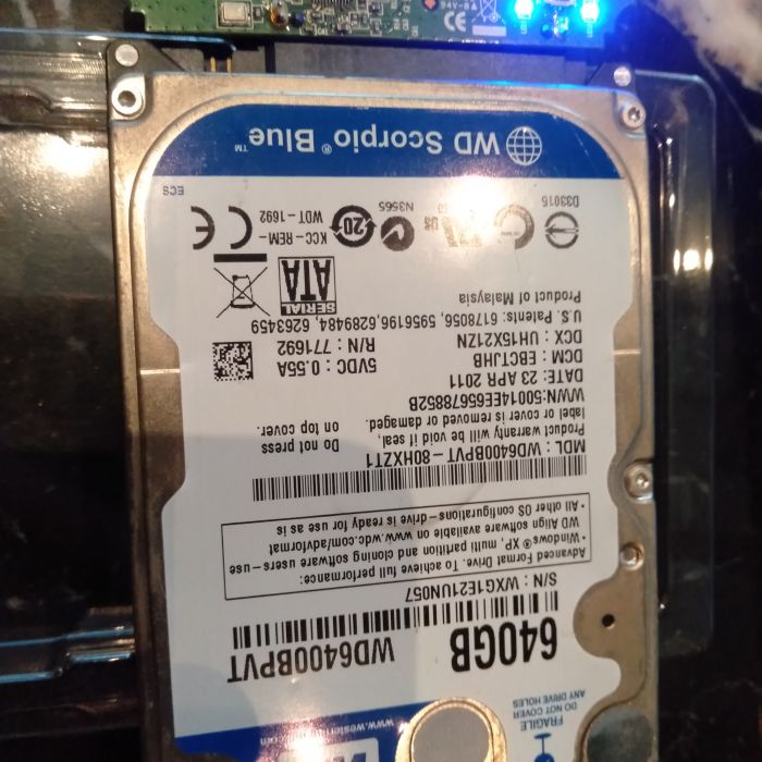 Service harddisk Laptop asus Asus n43sl 500 GB masalah Penyelamatan Data (Recovery Data) harddisk tidak terdetek dan head rusak (kasus berat). 500 GB. Kondisi harddisk : Tidak Terdetek di Laptop PC. Belum pernah dibongkar. Butuh data, harddisk bersedia dibongkar, harddisk jadi rusak atau tidak terdetek t