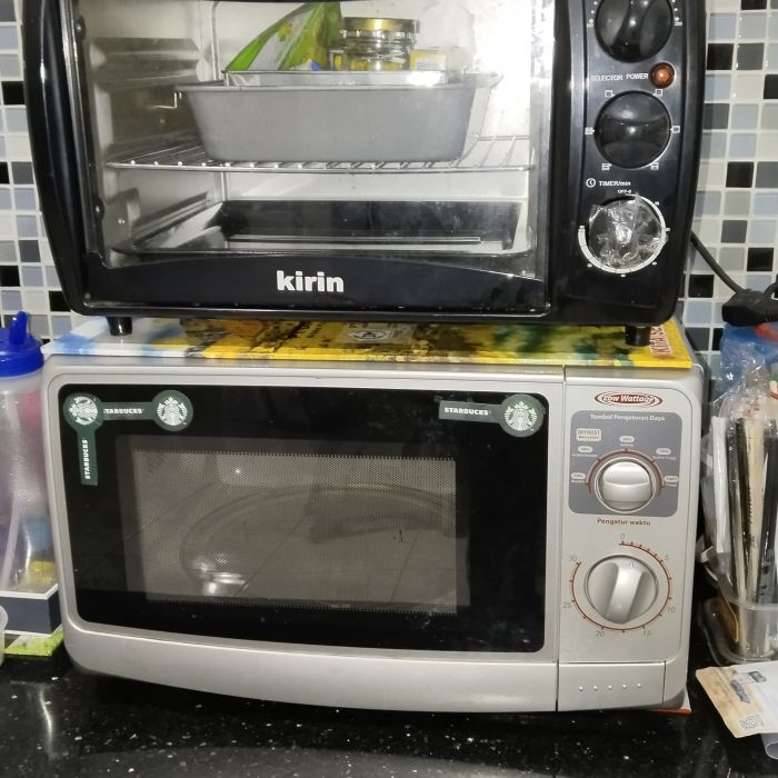 Service microwave Sharp R-222Y(S) masalah , Lampu putus dan knop patah