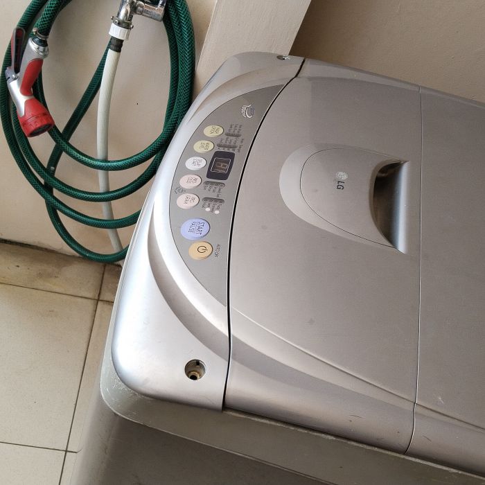 Service mesin cuci LG Wf-t900ts masalah , Mesin cuci tidak mau mengeringkan Atau masih basah bajunya