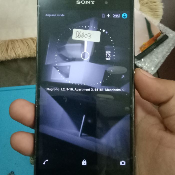 Service HP Android Sony Xperia Z3 masalah , Display HP Sony Xperia Z3 tidak berfungsiPort USB tidak berfungsi. Spek RAM 3 GB. Spek Internal Storage 16 GB. Kondisi android saat ini : Mesin menyala namun layar gelap, Masih ingat akun Google, Tidak ada dus. Spek RAM 3 GB. Spek Internal Storage 1