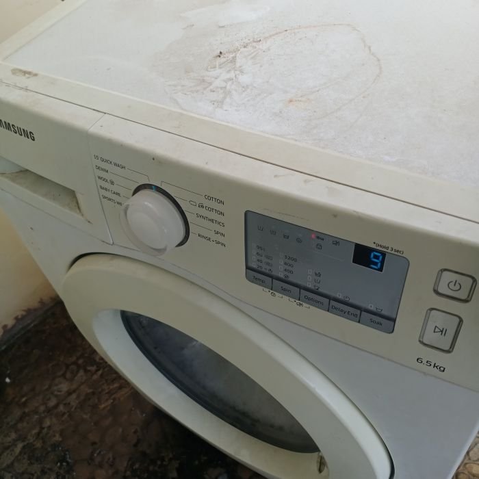 Service mesin cuci Samsung WW65J3283LW masalah Air gak ter supply ke mesin cuci, sehingga keluar kode error 4C (samsung)