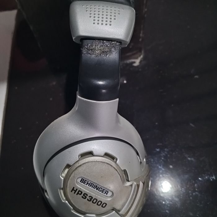 Service headphone Behringer Hps 3000 masalah Speaker mati sebelah, kalo kabel di goyangin kadang nyala kadang nggak