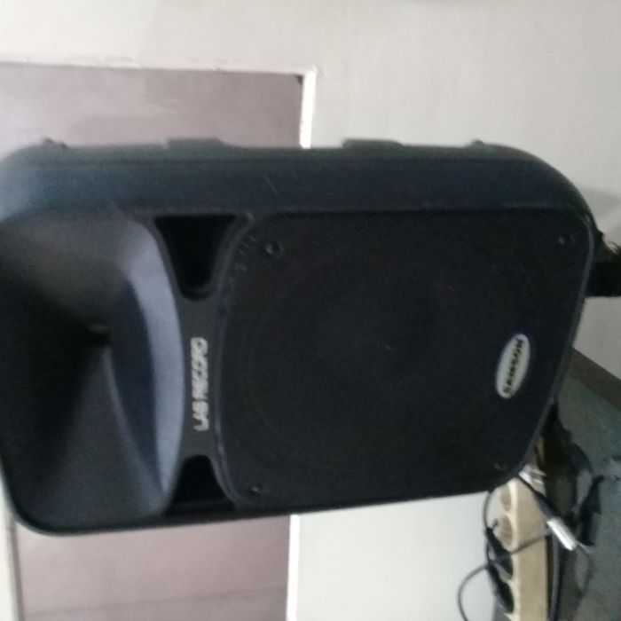 Service sound system Samson Auro masalah , bunyi kresek lagi saat cable tidak terpasang