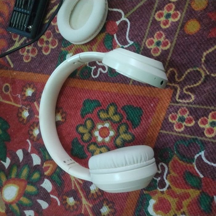 Service headphone Lenovo thinkplus Th10 masalah Kerusakan speaker, gabisa nyala terus yang sebelahnya gada suara