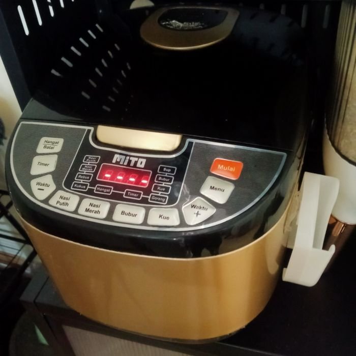 Service rice cooker Mito R5+ masalah Rice cooker tidak bisa dinyalakan