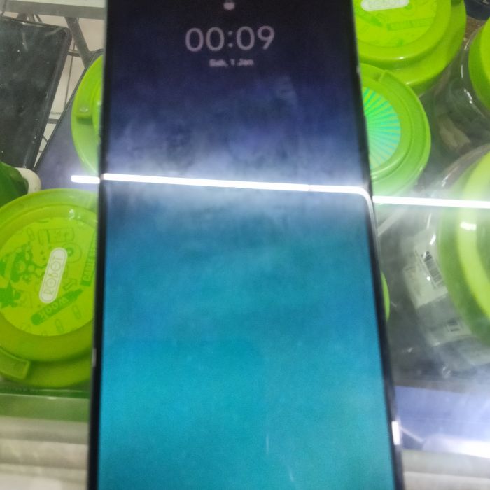 Service HP Android realme 5i, hijau masalah HP saya mati sendiri tiba2. ketika dinyalakan kembali, malah mati lagi. Ini gara gara casan saya tuh panas banget. Saya pake casan original cuma udah usang. Sekarang pake casan baru, Tapi HP masih mati sendiri ketika dinyalakan. Solusinya bagaimana y