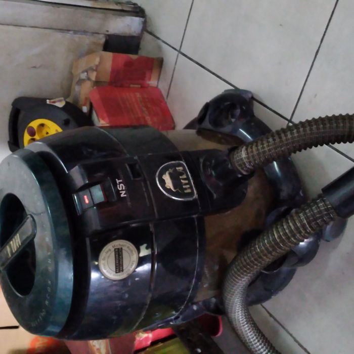 Service vacuum cleaner Hyla NST masalah Vacuum cleaner mati total