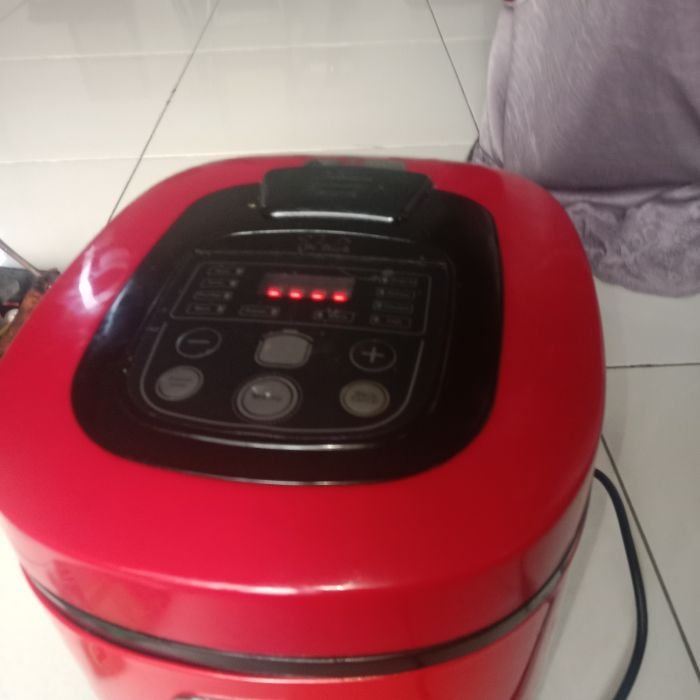Service rice cooker Dr duck DR-L1 masalah Lampu Rice cooker tidak bisa dinyalakan