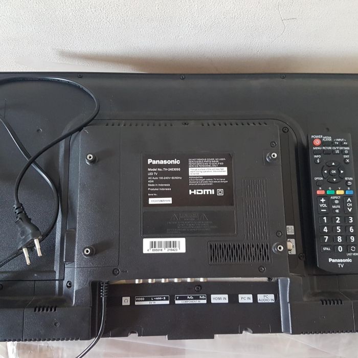 Service tv Panasonic TH-24E305G masalah , TV panasonic nya mati lagi