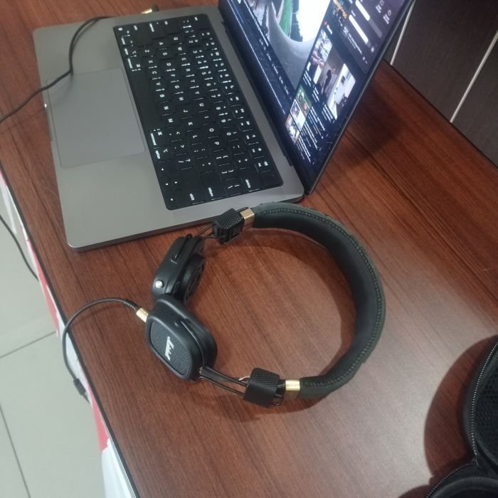 Service headphone marshal marshall II masalah Kerusakan Kabel