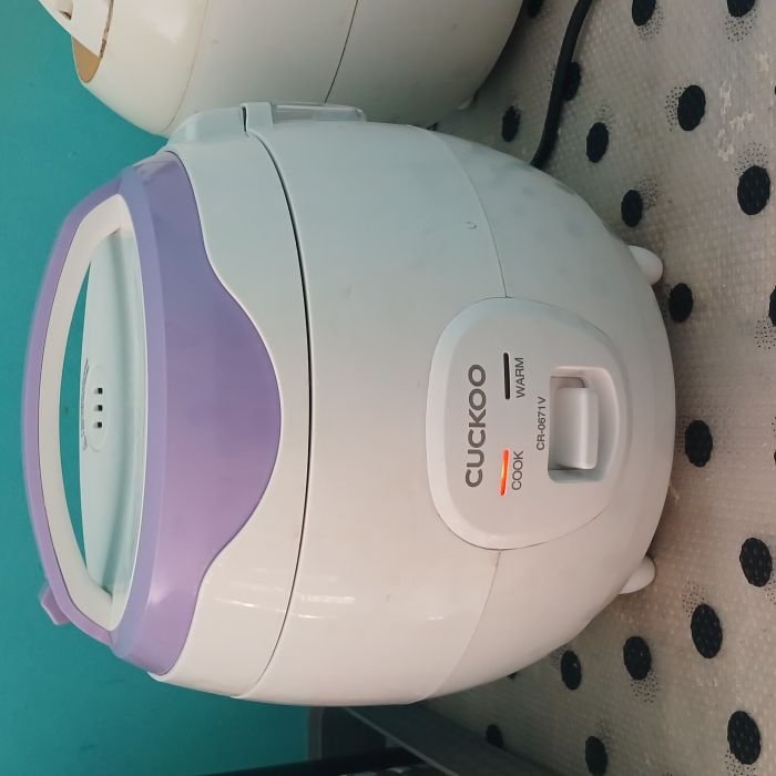 Service rice cooker Cuckko CR 0671V masalah Tombol masaknya tidak berfungsi