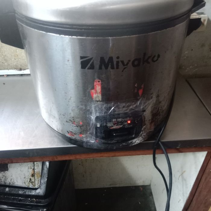 Service rice cooker Miyako 6L MCG-171 masalah Rice cooker tidak bisa dinyalakan