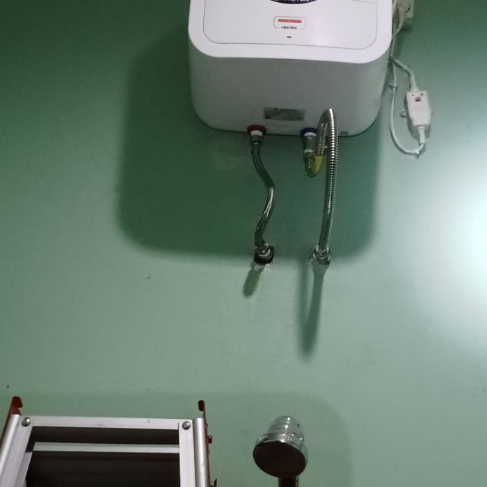 Service water heater Ariston AN2B masalah Selang bocor