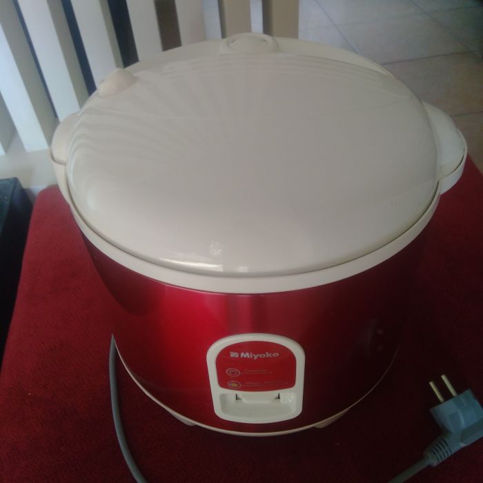 Service rice cooker Miyako MCM 528 masalah , Rice cooker tidak bisa dinyalakan