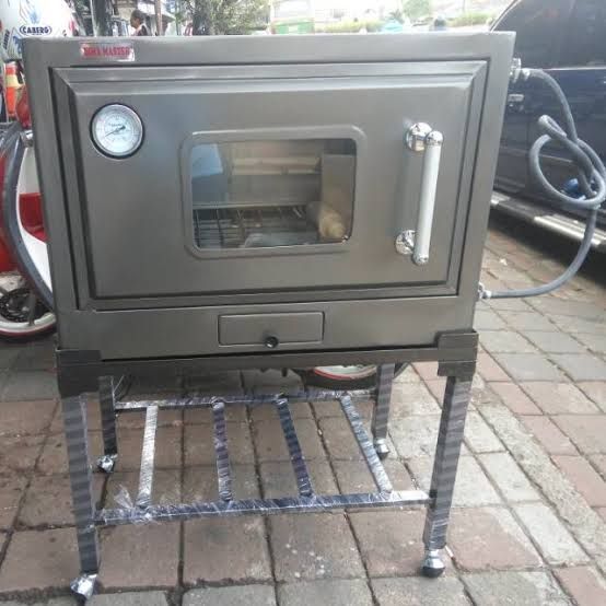 Service oven Bima tidak tau masalah Ada bunyi ledakan kecil, belum tau penyebabnya, Cek dahulu saja (belum servis)