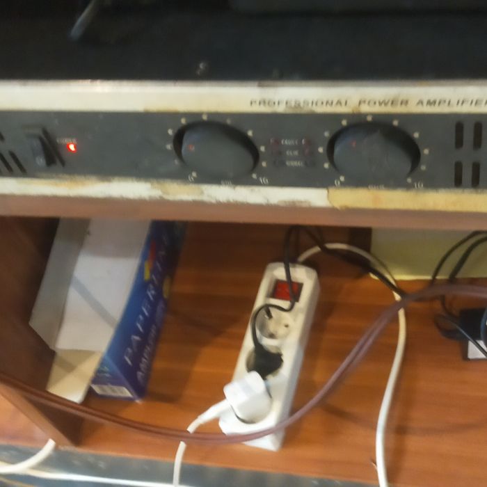 Service sound system tidak tau tau masalah speakernya harusnya nyala, sepertinya ada kesalahan di mixer, sekarang menyala tapi suaranya mati total, Sound system tidak menyala (mati total)