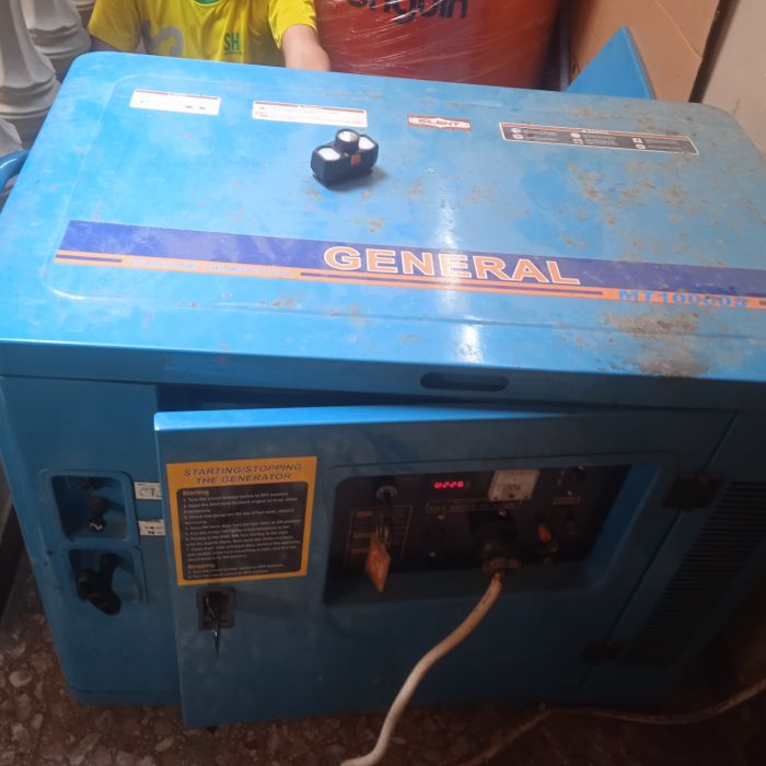 Service genset tidak tau tidak tau masalah Genset perlu servis rutin, busi kotor, dll, Genset mendadak mati setelah dinyalakan.start