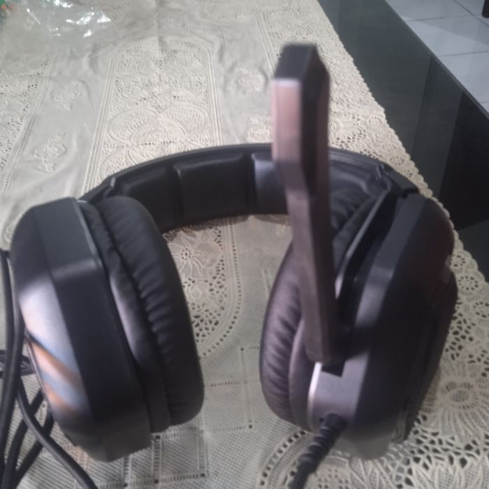Service headphone Onikuma K10 Pro masalah Microphone tidak ada suara, cuma ada suara kresek-kresek, Cek dahulu saja (belum servis)