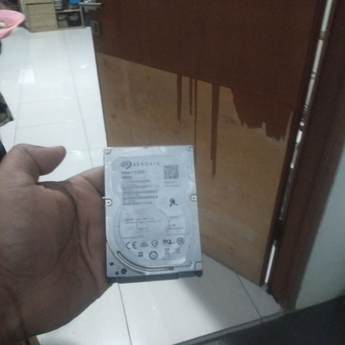 Service harddisk Seagate Hdd 2.5 seagate masalah Tidak terdeteksi di komputer, Perbaikan Harddisk lambat, tidak terbaca, copy data lama, hang, bunyi aneh kasar berisik
