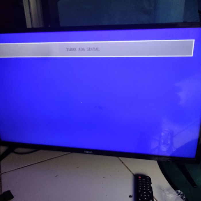 Service tv Aqua LE32AQT6100 masalah Tombol manual terkunci, remot hilang, kalo bisa dan ada sekalian saya beli remot TV nya, TV tidak menampilkan gambar dan suara