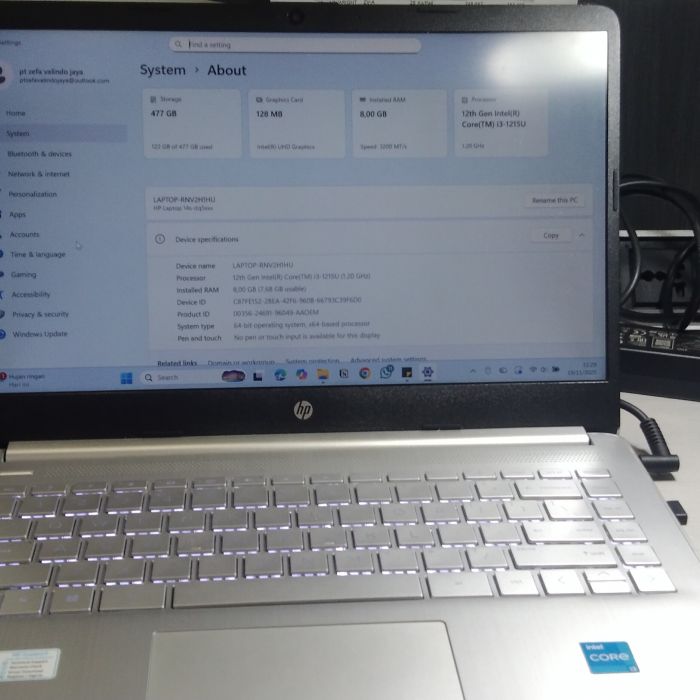 Service laptop hp HP 14S-SQ5115TU masalah Ingin tambah ram, apakah laptop ini punya double slot ram?, Laptopmu Lambat . Upgrade RAM 4 GB